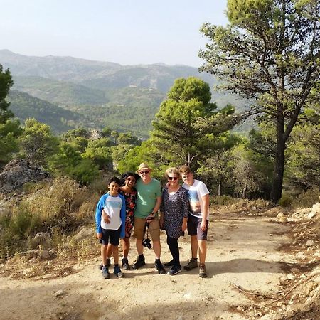 Finca Las Morenas Yunquera エクステリア 写真